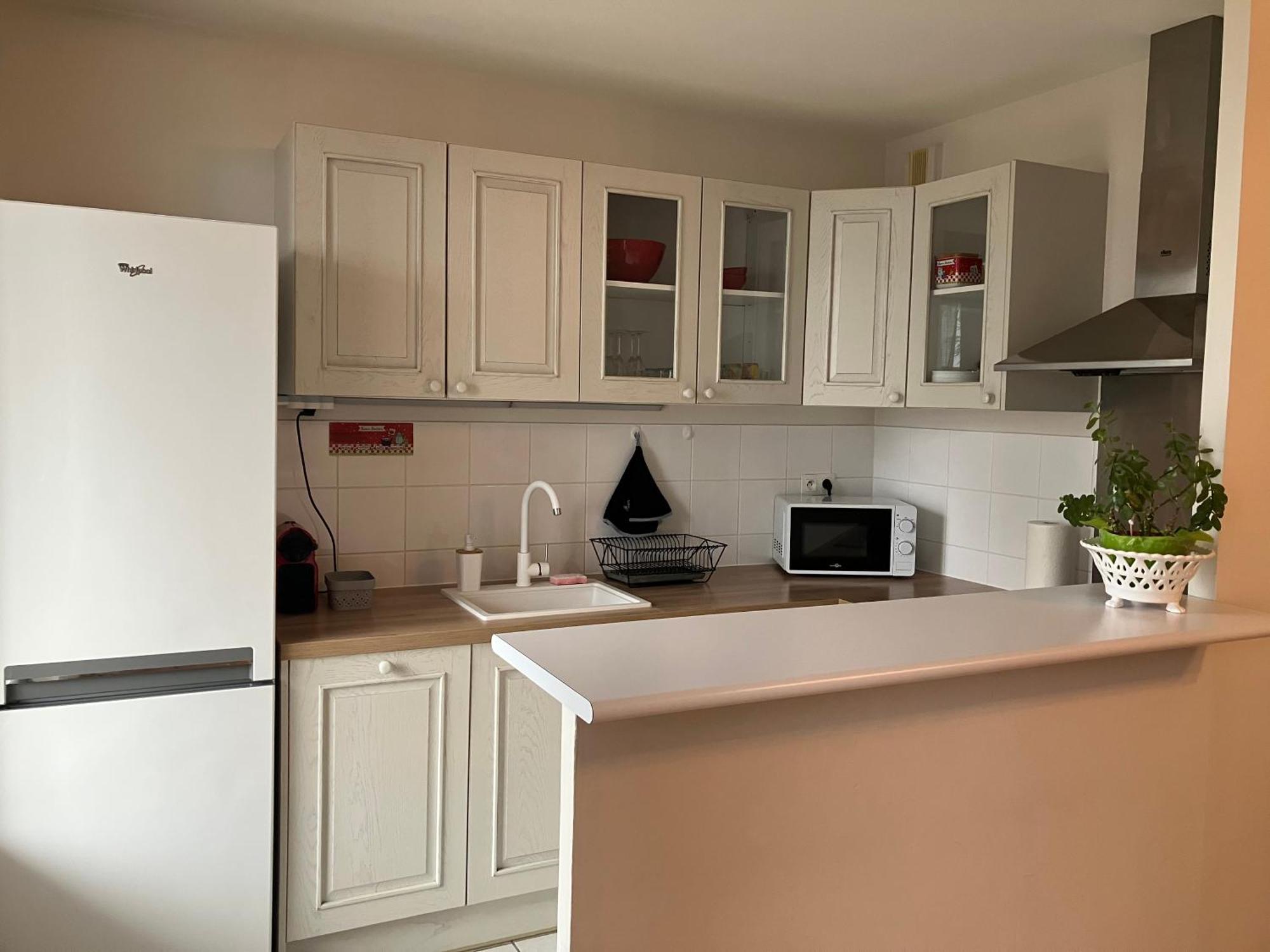 Appartement Avec Parking & Linge Inclus & Local Velos Blois Eksteriør bilde