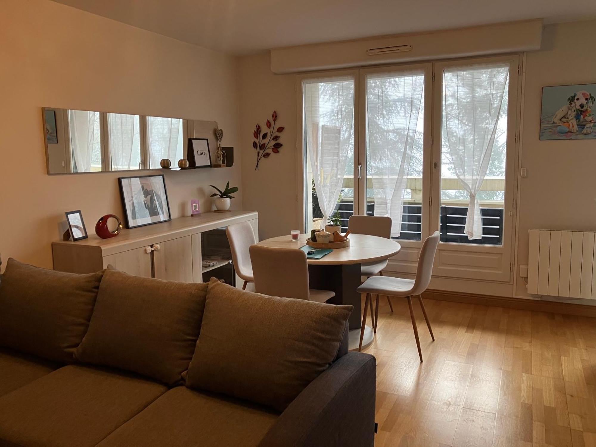 Appartement Avec Parking & Linge Inclus & Local Velos Blois Eksteriør bilde